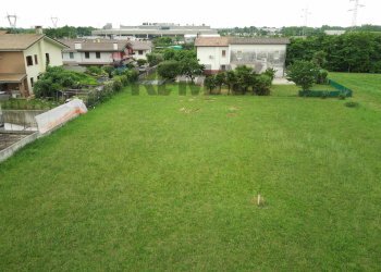Giardino - Building land Via Grazie Deledda
24, Paese - photo 3