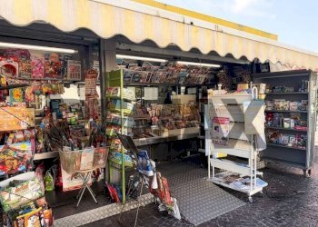 Dispensa di stoccaggio - Attività Commerciale Via Alfredo De Luca
 
snc, Ischia - foto 8