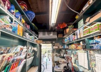 Dispensa di stoccaggio - Attività Commerciale Via Alfredo De Luca
 
snc, Ischia - foto 9