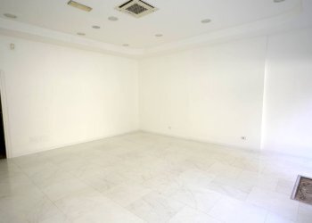 Foto 5 - Shop Via Pietro Micca
 
15, Torino - photo 5