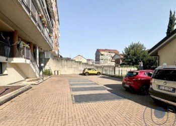 Cortile - Two-room apartment Strada Genova, Moncalieri - photo 2