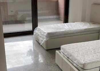 Camera / camera da letto - Bilocale P.le Unità di Italia
 
1, Pero - foto 7