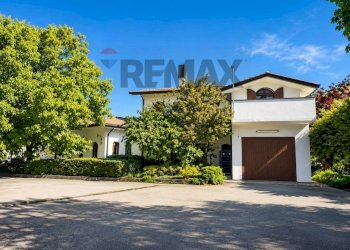 Casa all\'aperto - Hotel Via Pontebbana
20, Venzone - foto 3