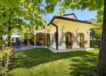 Casa all\'aperto - Hotel Via Pontebbana
20, Venzone - foto 1