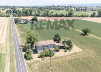 Casa all\'aperto - Independent house Via Parma
 
12, Montechiarugolo - photo 46