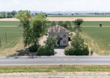 Casa all\'aperto - Independent house Via Parma
 
12, Montechiarugolo - photo 50