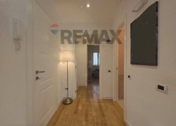 Hall / corridoio - Three-room apartment Via Gerolamo Seripando, Roma - photo 16