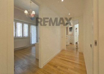 Hall / corridoio - Three-room apartment Via Gerolamo Seripando, Roma - photo 17