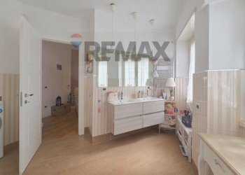 Bagno - Three-room apartment Via Gerolamo Seripando, Roma - photo 23