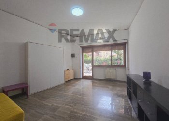 Soggiorno - Two-room apartment Via Raffaele De Cesare
30, Roma - photo 3