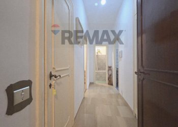 Hall / corridoio - Two-room apartment Via Raffaele De Cesare
30, Roma - photo 8