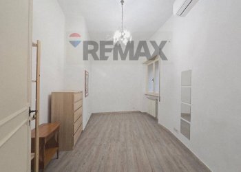 Stanza vuota - Two-room apartment Via Raffaele De Cesare
30, Roma - photo 14