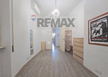 Stanza vuota - Two-room apartment Via Raffaele De Cesare
30, Roma - photo 17