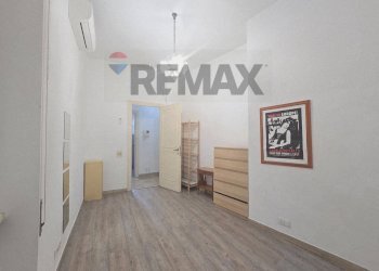 Stanza vuota - Two-room apartment Via Raffaele De Cesare
30, Roma - photo 18