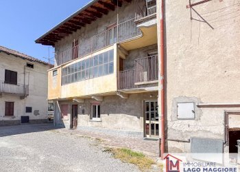 Foto 5 - Stabile - Palazzo Via Roma
 
17, Brebbia - foto 5