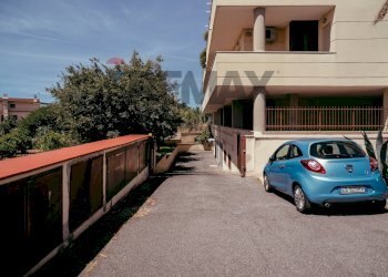 Edificio all\'aperto - Bilocale Via Della Muratella
 
1733, Fiumicino - foto 2