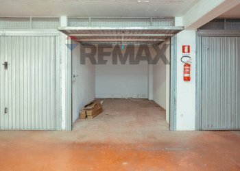Parcheggio - Bilocale Via Della Muratella
 
1733, Fiumicino - foto 24