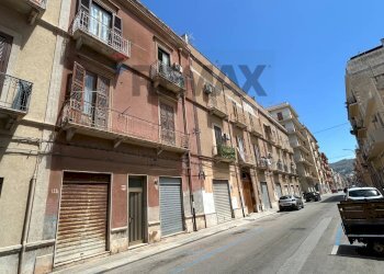 Edificio all\'aperto - Independent house via Livio Bassi
 
151, Trapani - photo 18