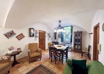 Sala da pranzo - Independent house VIA G. FONTANA
 
7, Erice - photo 20