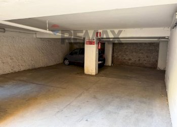 Parcheggio - Trilocale Via Costanzo Cloro
57, Roma - foto 3