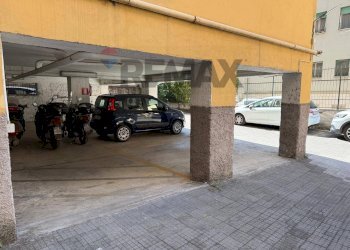 Parcheggio - Trilocale Via Costanzo Cloro
57, Roma - foto 4