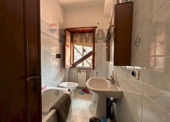 Bagno - Trilocale via dei lauri
 
202, Aprilia - foto 17