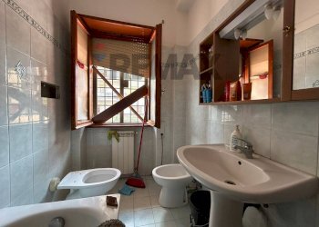 Bagno - Trilocale via dei lauri
 
202, Aprilia - foto 18