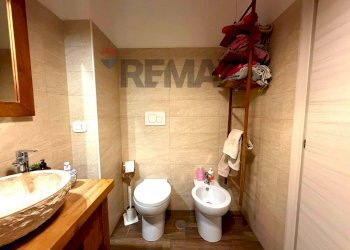 Bagno - Trilocale portogollo, Aprilia - foto 16
