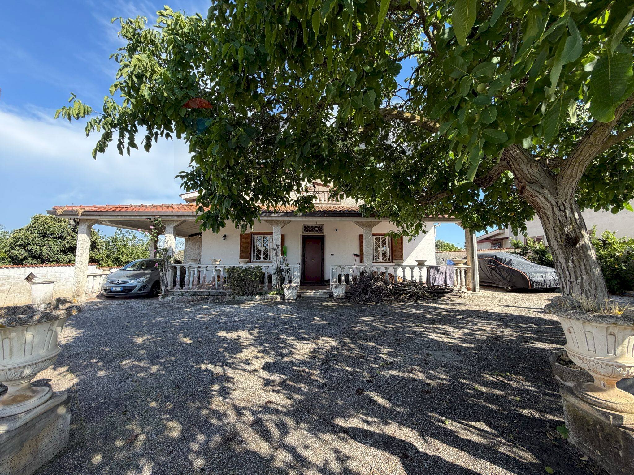 Casa all\'aperto - Villa via monte sirino
 
162, Aprilia - photo 1
