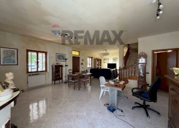 Soggiorno - Villa via monte sirino
 
162, Aprilia - photo 14