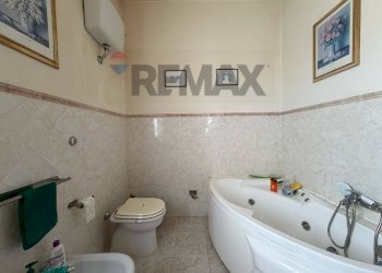 Bagno - Villa via monte sirino
 
162, Aprilia - photo 27