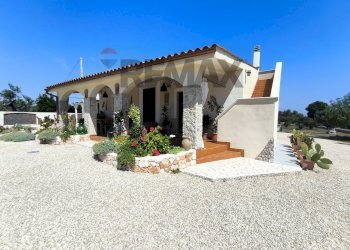 Casa all\'aperto - Villa Contrada Specchia di Mare
 
snc, San Vito dei Normanni - foto 6
