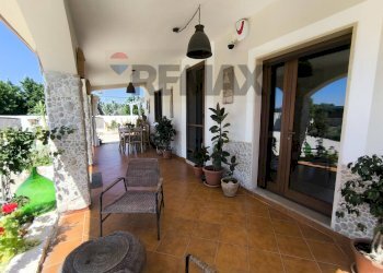 Terrazza - Villa Contrada Specchia di Mare
 
snc, San Vito dei Normanni - foto 8