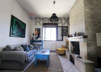Soggiorno - Villa Contrada Specchia di Mare
 
snc, San Vito dei Normanni - foto 18