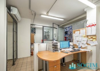 Foto 12 - Commercial Premises Via Gabriele D'Annunzio, Como - photo 12
