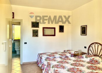 Camera / camera da letto - Three-room apartment VIA LAVELLO
 
62, Massa - photo 5