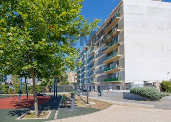 Edificio all\'aperto - Three-room apartment Via Francesco Zampari
 
24, Bari - photo 4