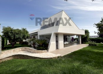 Casa all\'aperto - Villa Contrada Grottole - Neapolis
 
28/1, Polignano a Mare - photo 1