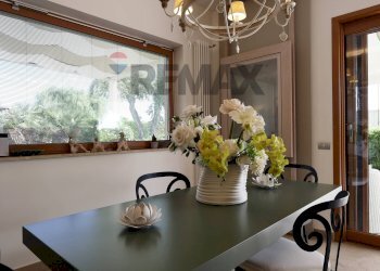 Sala da pranzo - Villa Contrada Grottole - Neapolis
 
28/1, Polignano a Mare - photo 14
