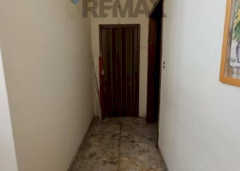 Hall / corridoio - Apartment Piazza Dei Martiri Pennesi
 
20, Pescara - photo 7