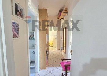 Hall / corridoio - Appartamento PIAZZETTA ARENELLA
 
7 h, Napoli - foto 11