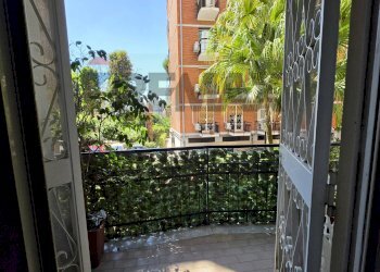Balcone - Appartamento PIAZZETTA ARENELLA
 
7 h, Napoli - foto 14