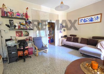 Soggiorno - Appartamento PIAZZETTA ARENELLA
 
7 h, Napoli - foto 16