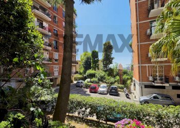 Edificio all\'aperto - Appartamento PIAZZETTA ARENELLA
 
7 h, Napoli - foto 23