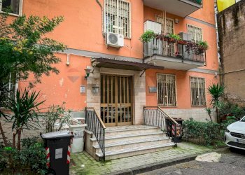 Casa all\'aperto - Four-room apartment Via Gabriele Jannelli
 
23, Napoli - photo 1
