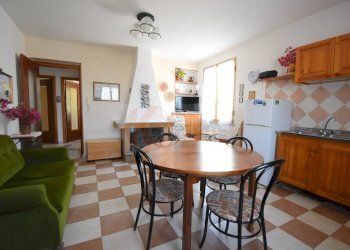 Foto 2 - Casa indipendente via Luzzati
 
10, Martis - foto 2