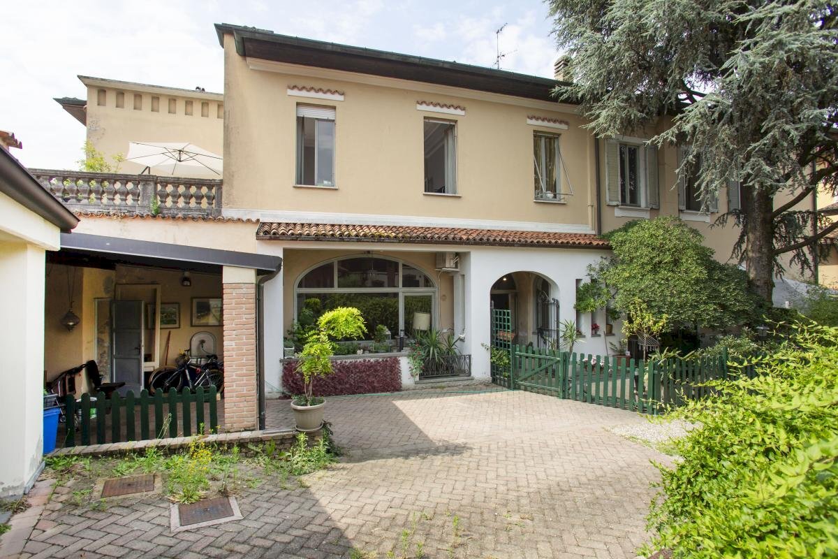 Villa Bifamiliare Peschiera Borromeo - foto 2