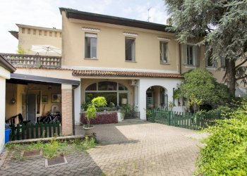 Villa Bifamiliare Peschiera Borromeo - foto 2