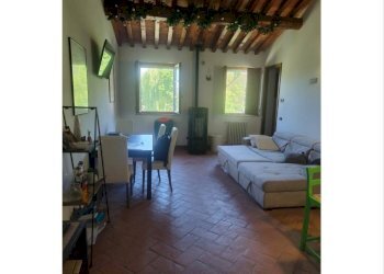 Foto 4 - Three-room apartment via degli Urbini
 
129, Castelfranco Piandiscò - photo 4