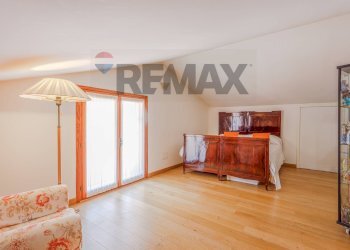 Soggiorno - Casa semi indipendente Via Giacinta Pezzana
 
36, Reggio nell'Emilia - foto 30